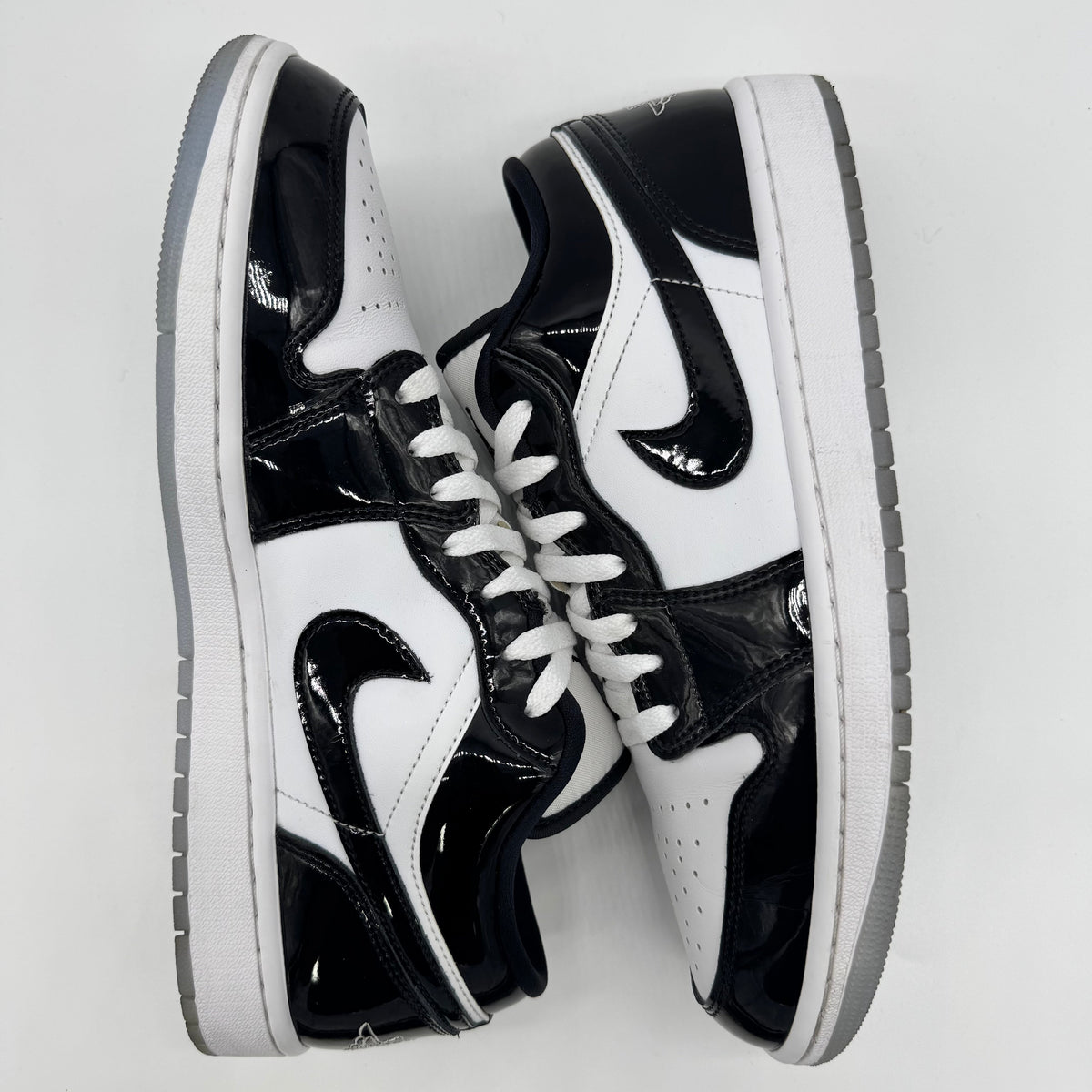 Jordan 1 Low SE Concord
