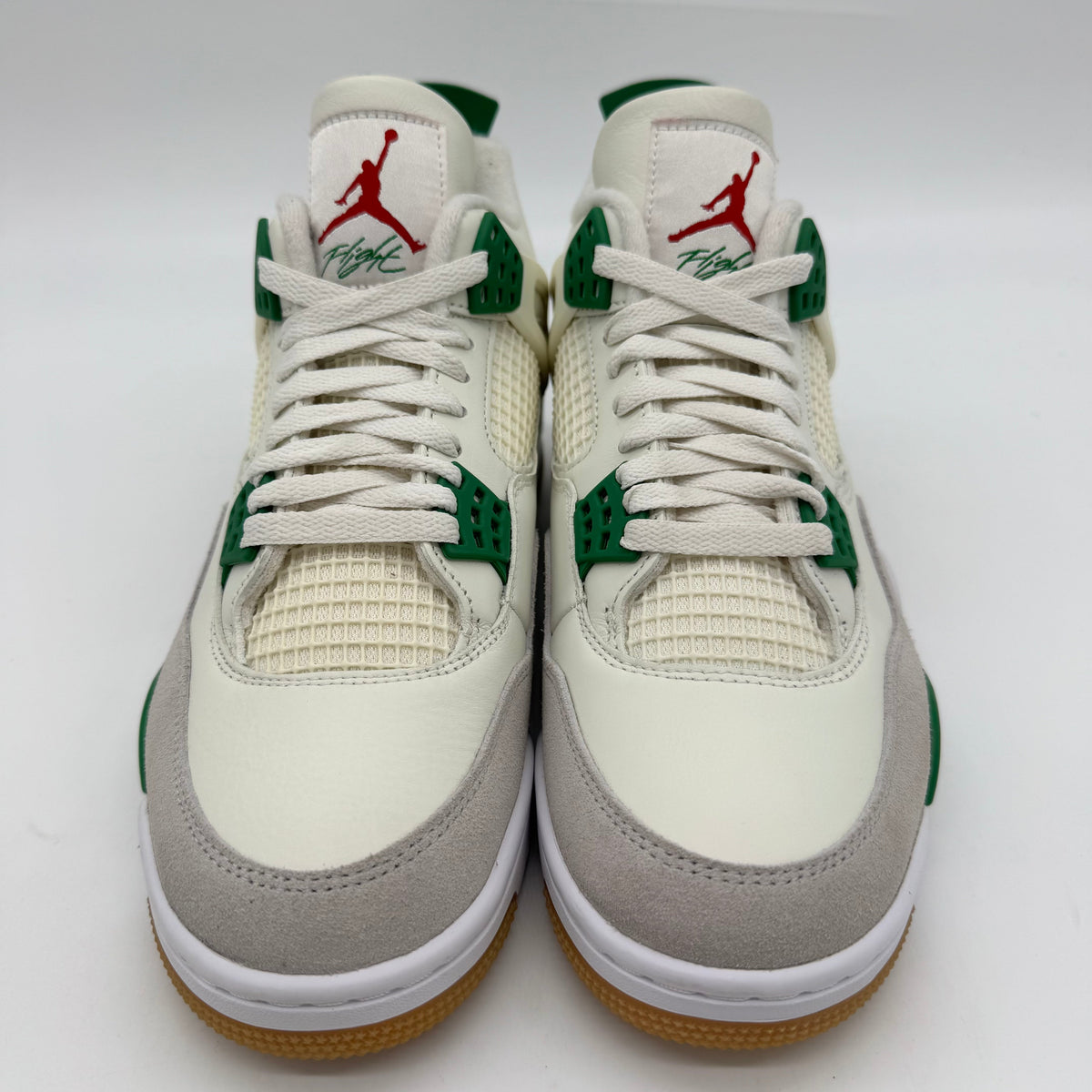 Jordan 4 SB Pine Green