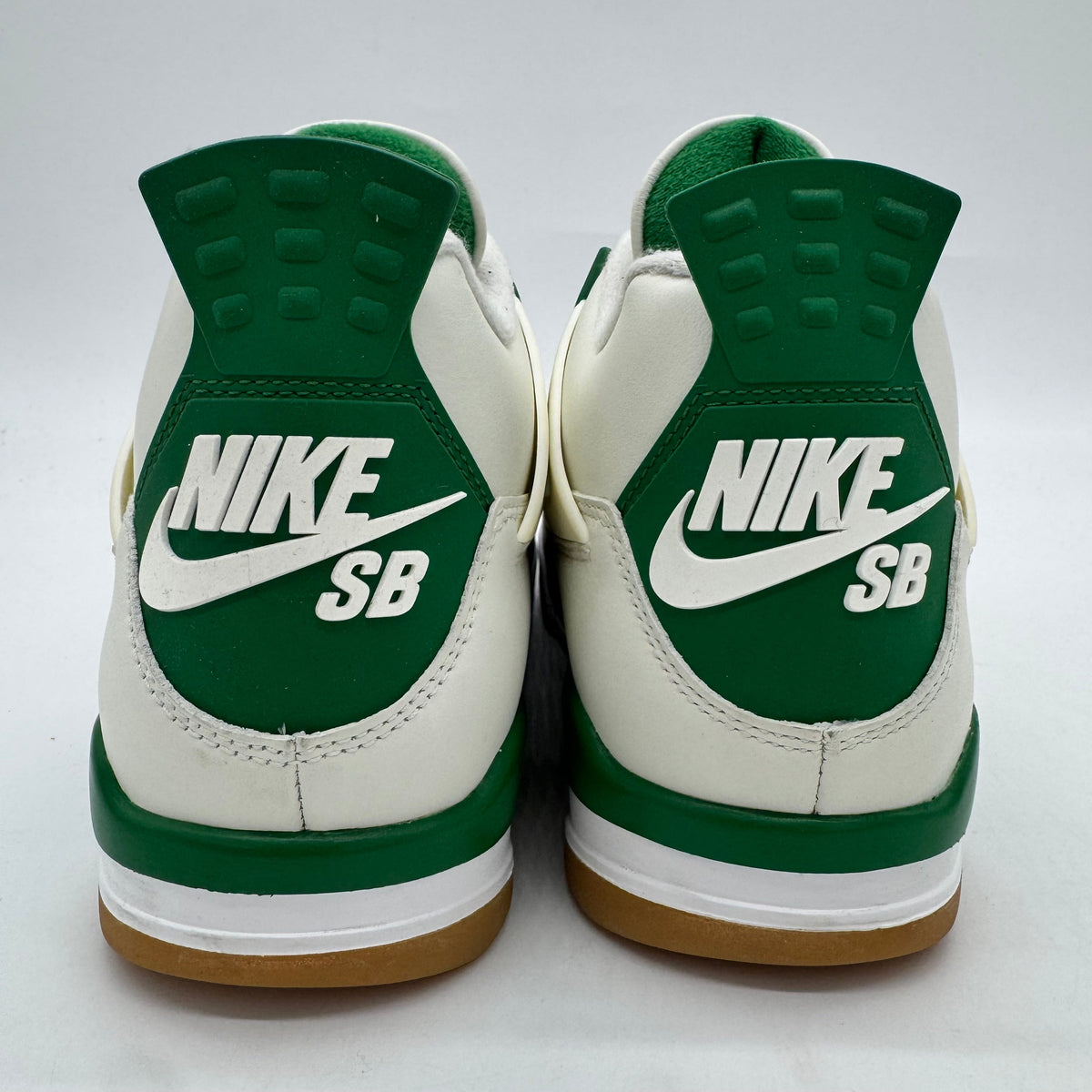 Jordan 4 SB Pine Green