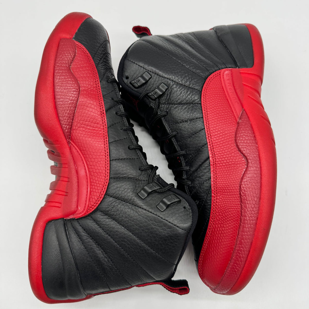 Jordan 12 Flu Game (2016)