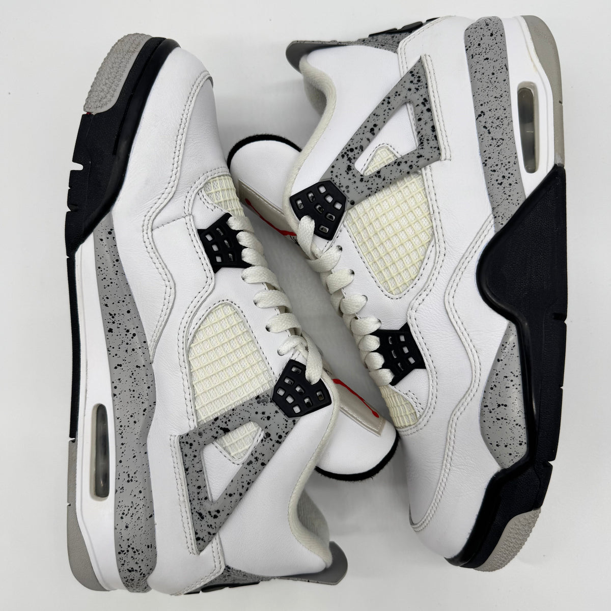 Jordan 4 White Cement (2016)