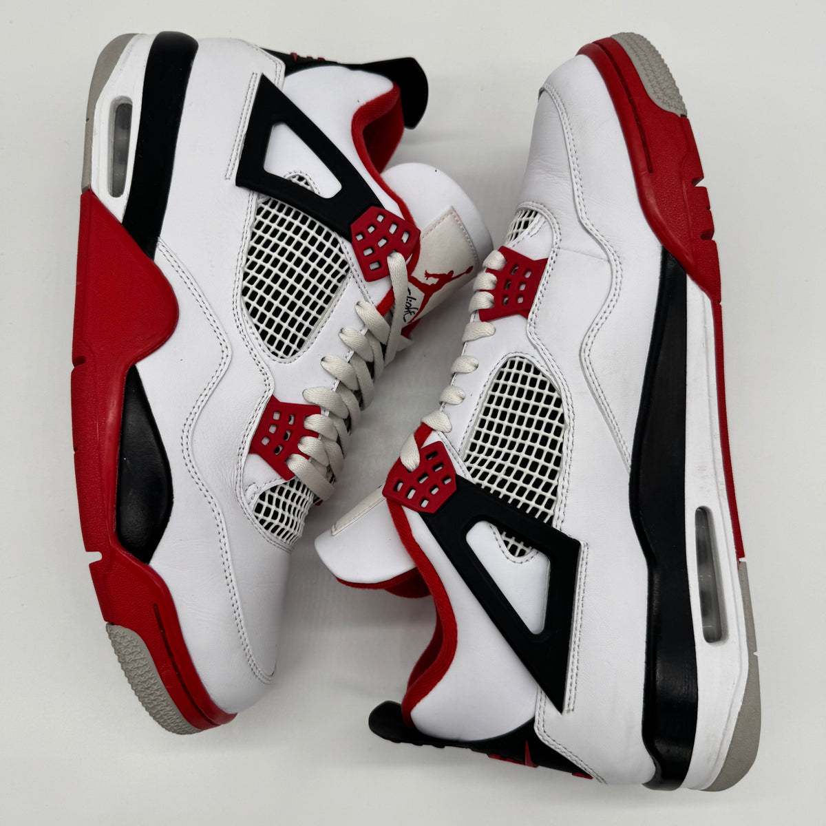 Jordan 4 Fire Red (2020)