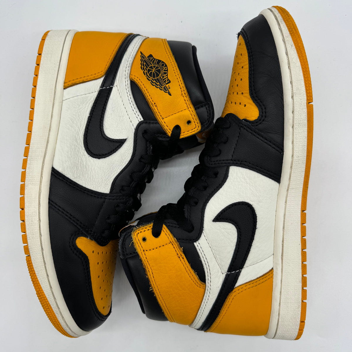 Jordan 1 High OG Taxi