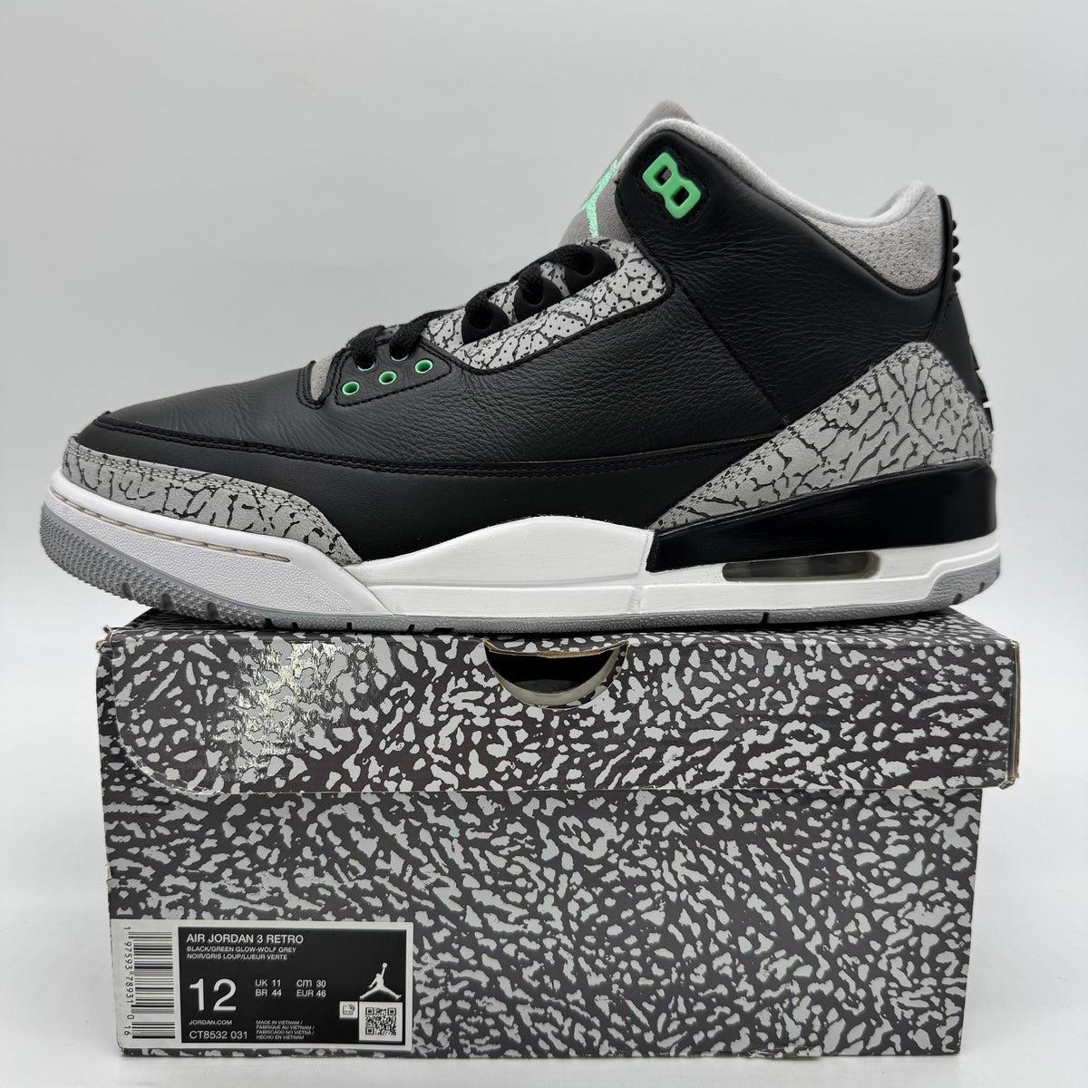 Jordan 3 Green Glow