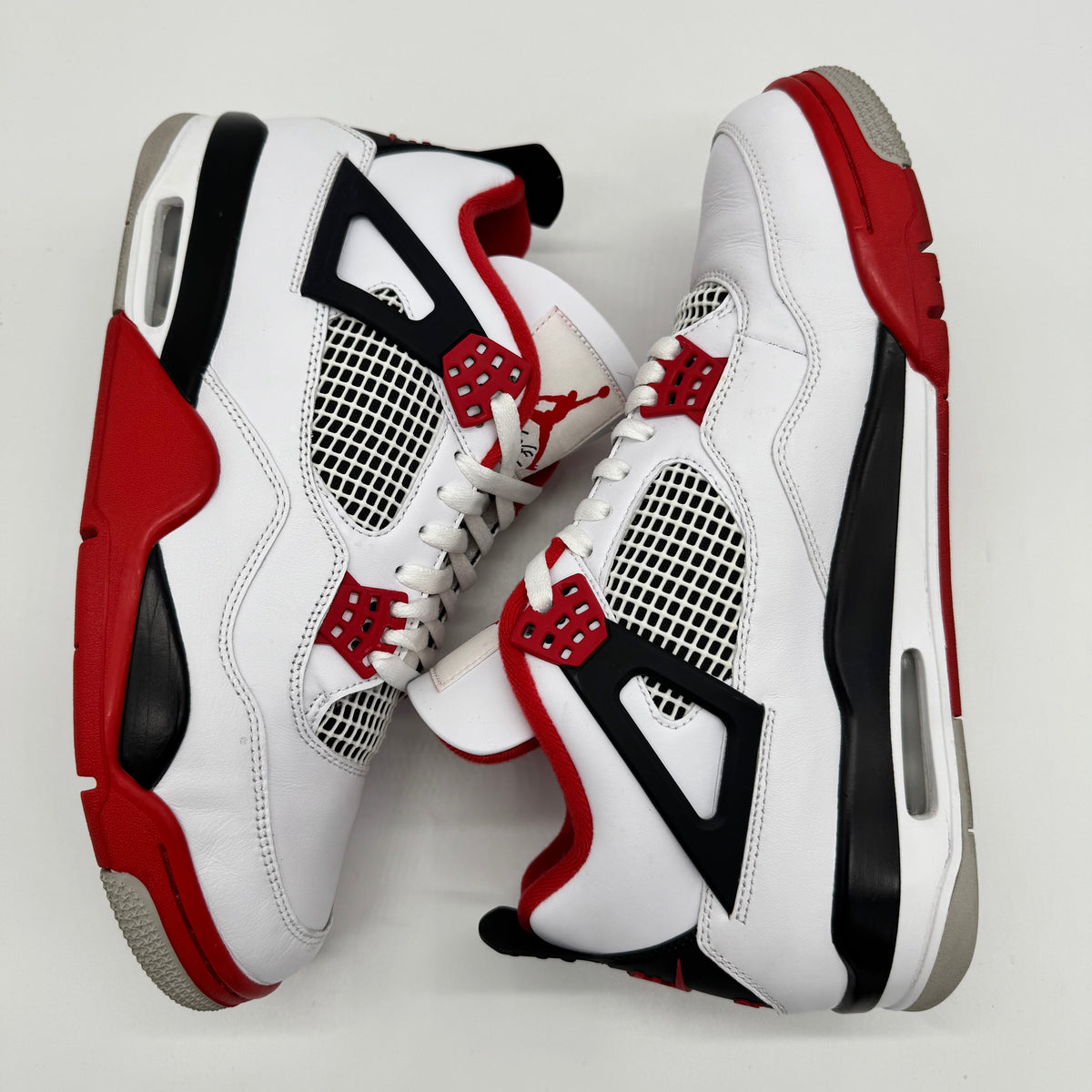 Jordan 4 Fire Red (2020)