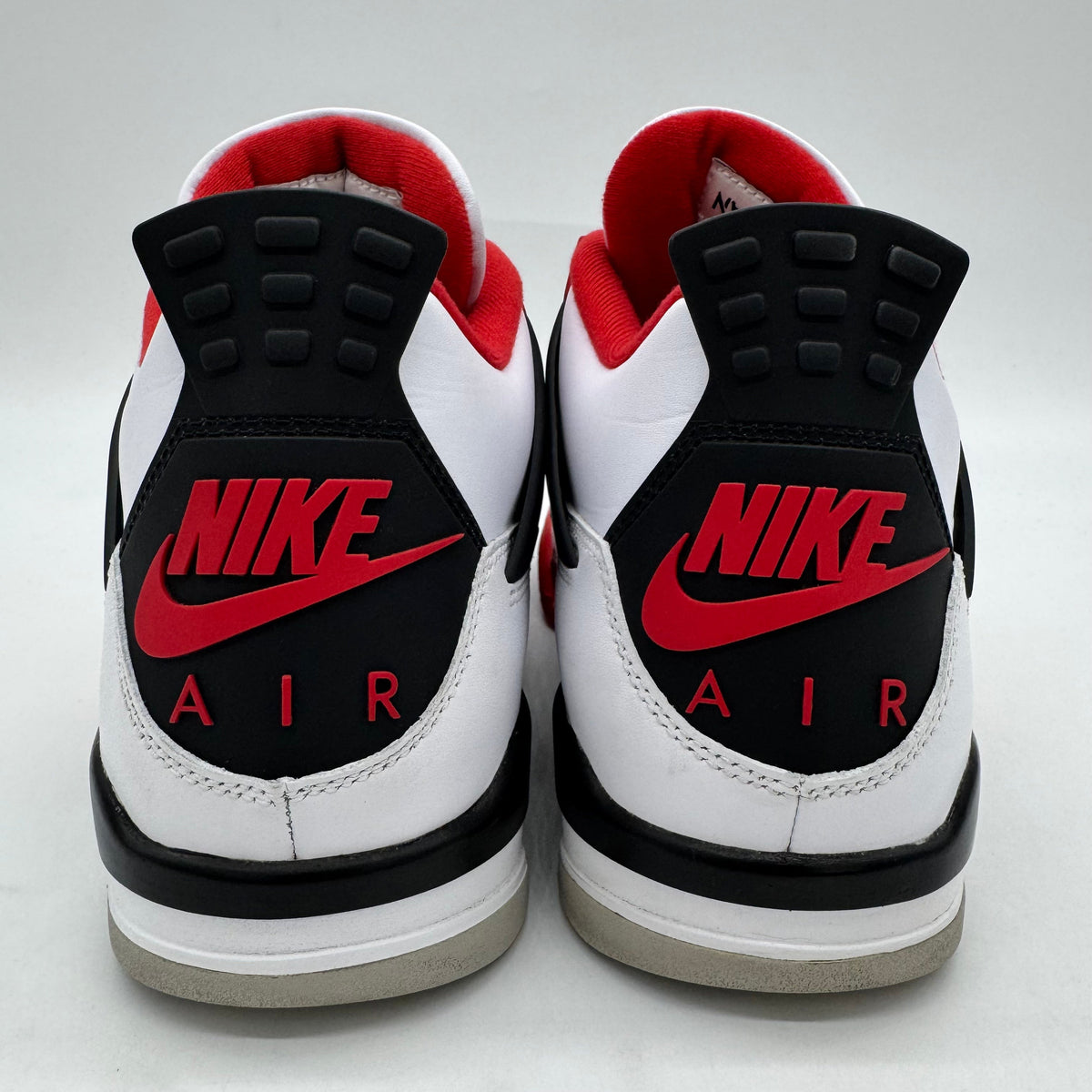 Jordan 4 Fire Red (2020)