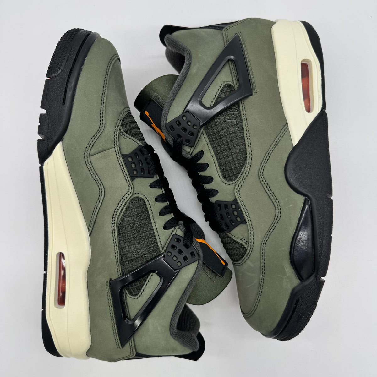 Jordan 4 OG SP Undefeated (2025)