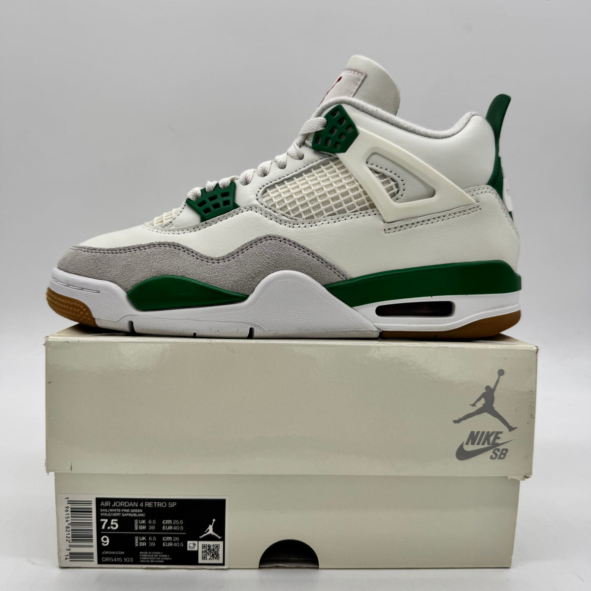 Jordan 4 SB Pine Green