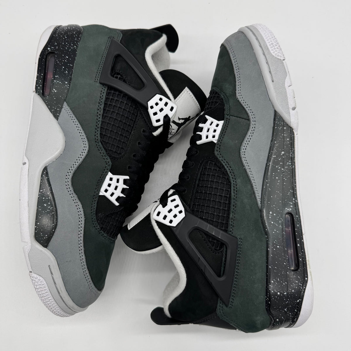 Jordan 4 Fear (2024)