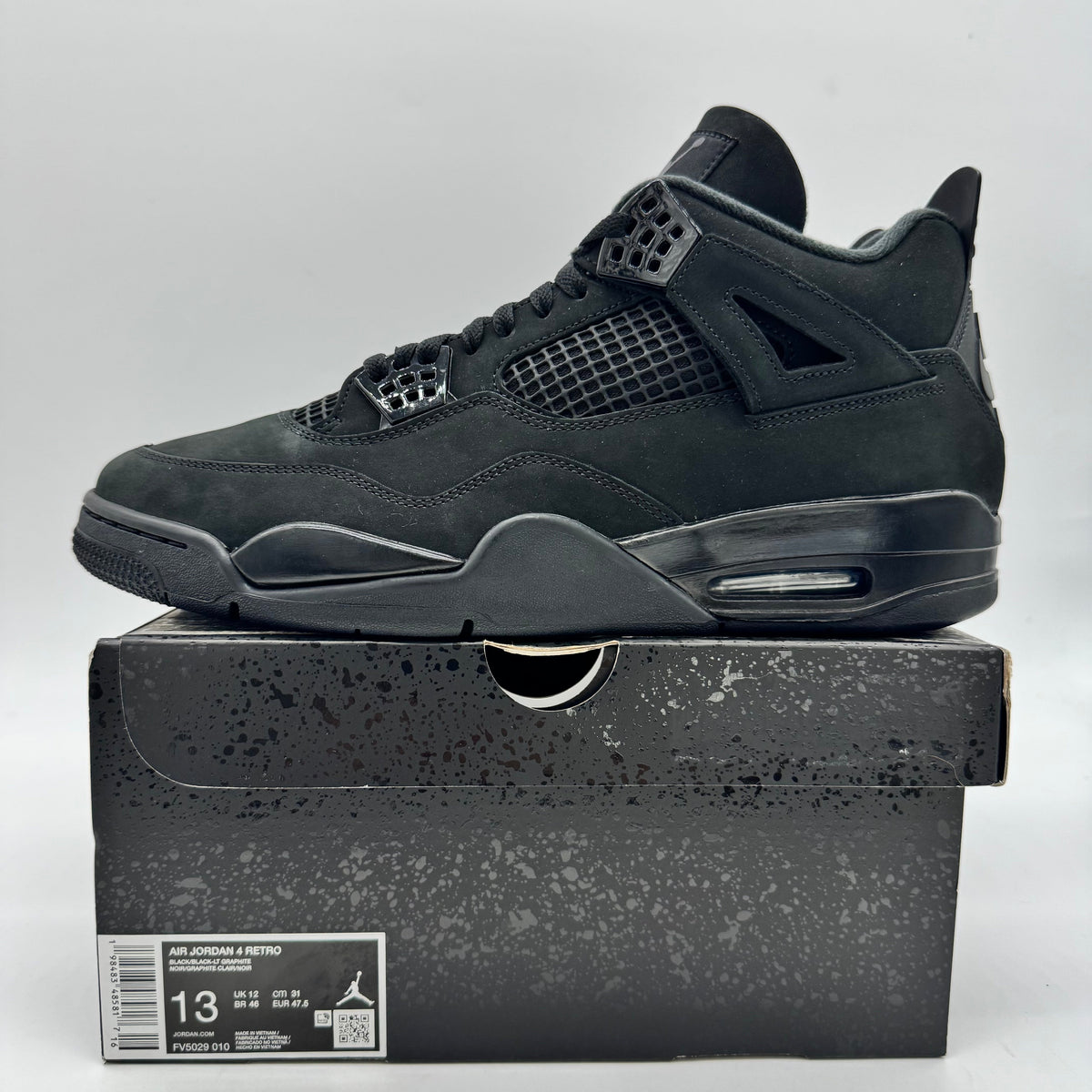 Jordan 4 Black Cat (2025)