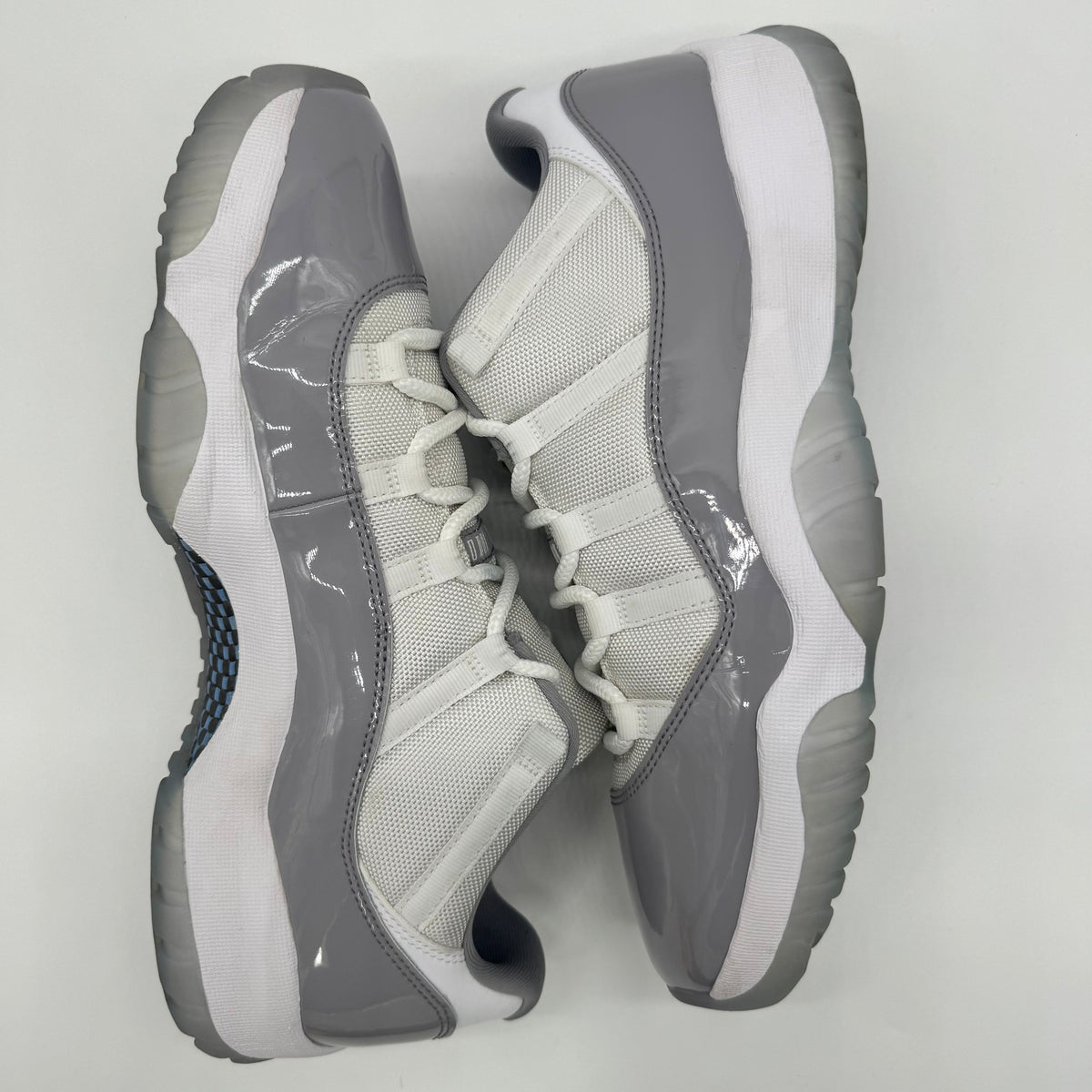 Jordan 11 Low Cement Grey