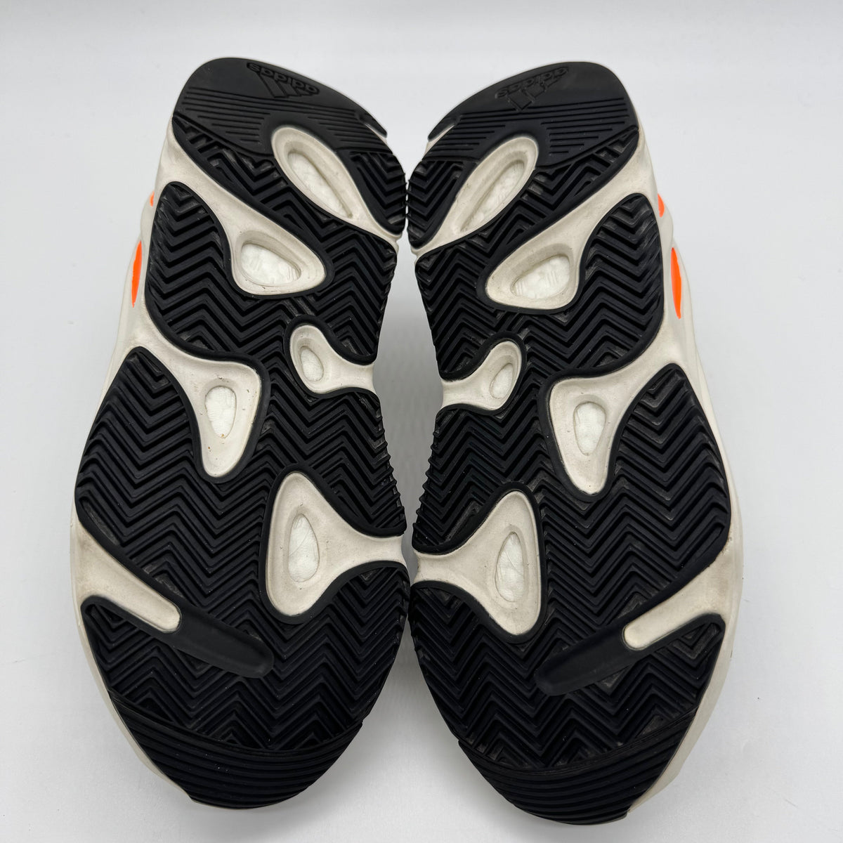 Adidas  Yeezy Boost 700 Wave Runner