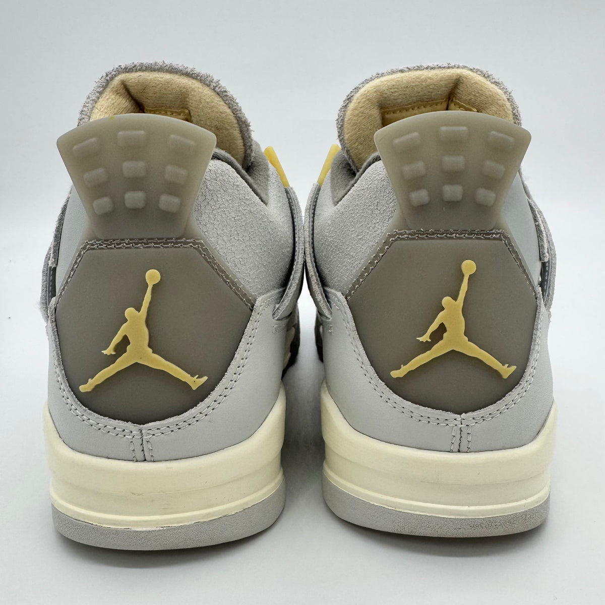 Jordan 4 Craft Photon Dust