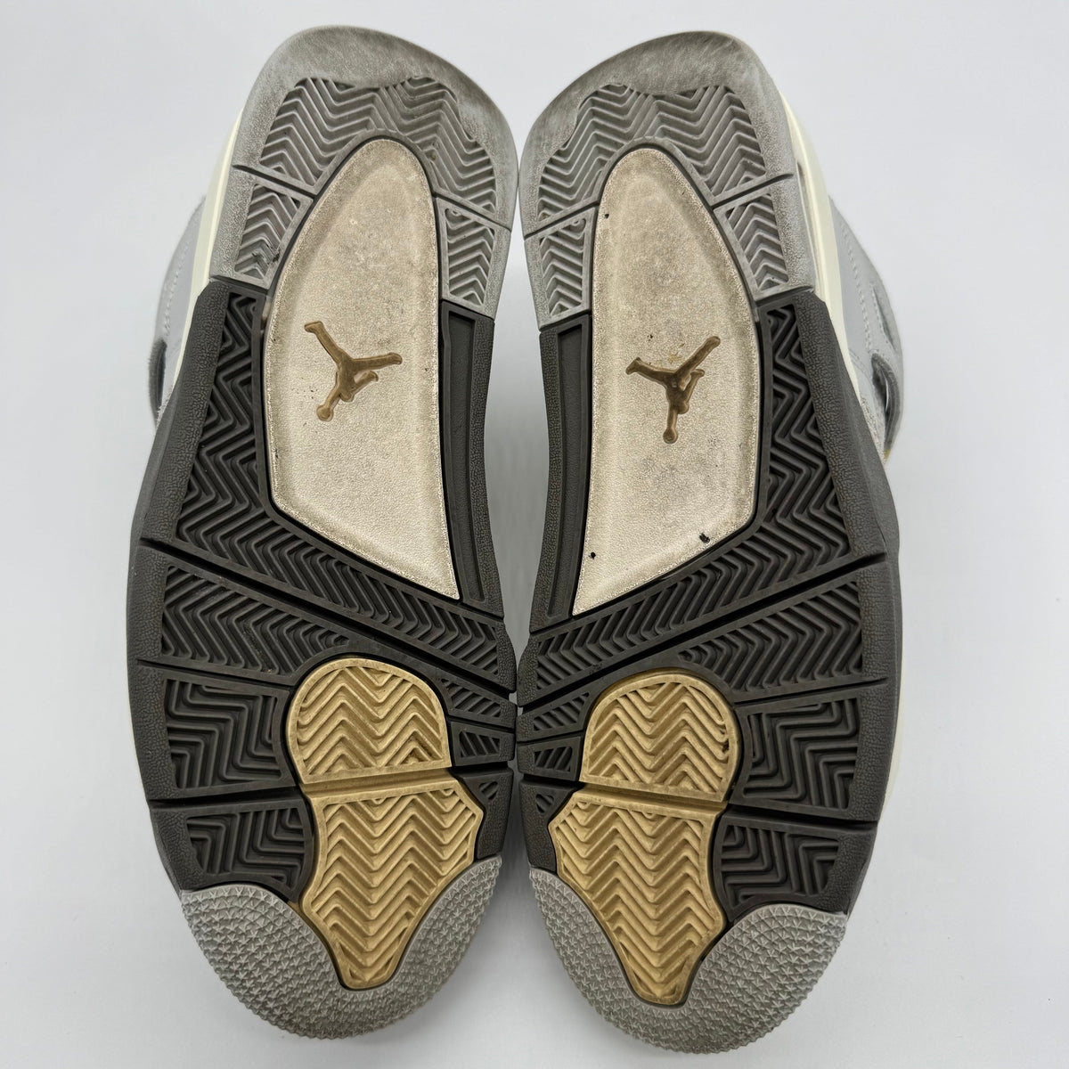 Jordan 4 Craft Photon Dust
