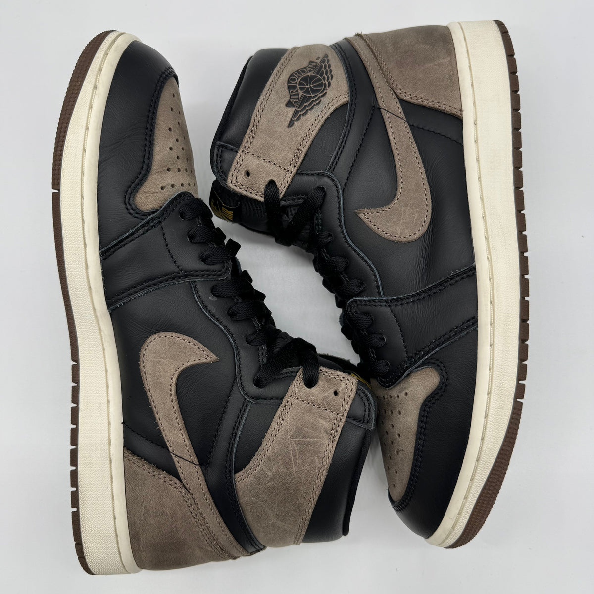 Jordan 1 High OG Palomino