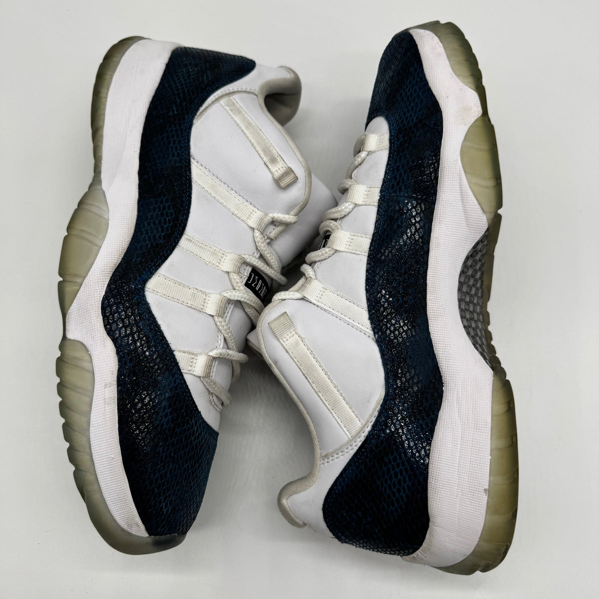 Jordan 11 Low Snake Skin (2019)