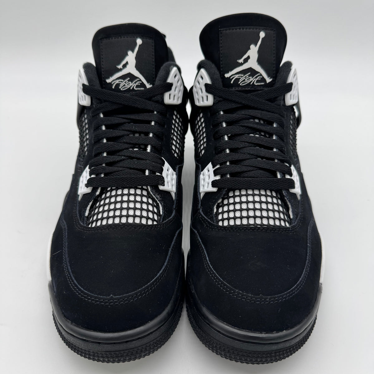 Jordan 4 White Thunder