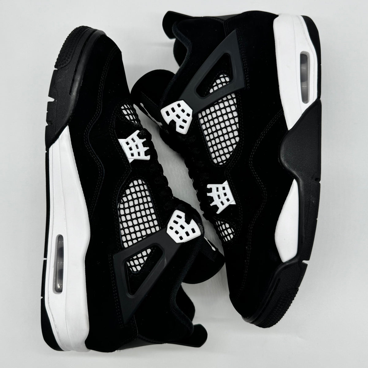 Jordan 4 White Thunder