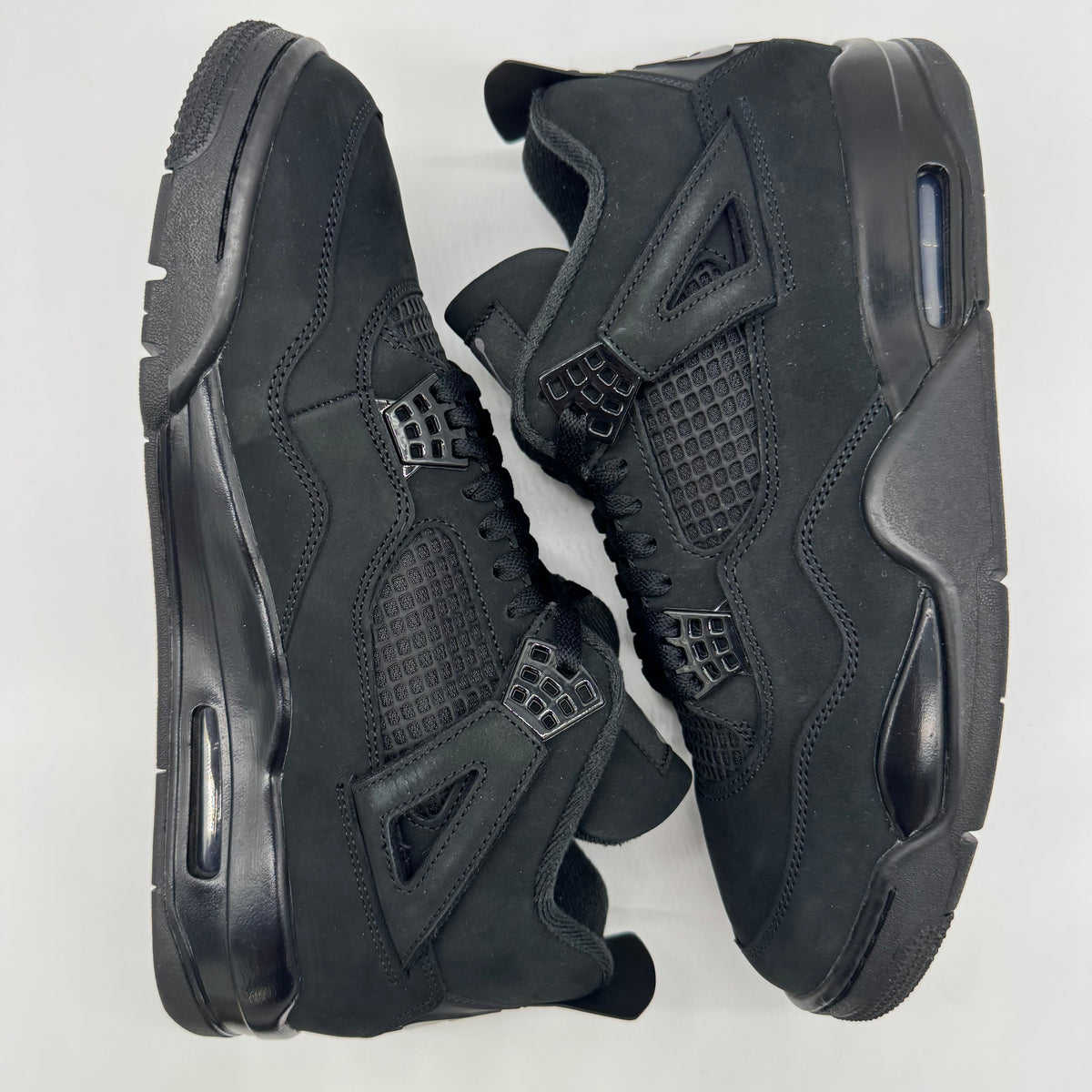 Jordan 4 Black Cat (2025)