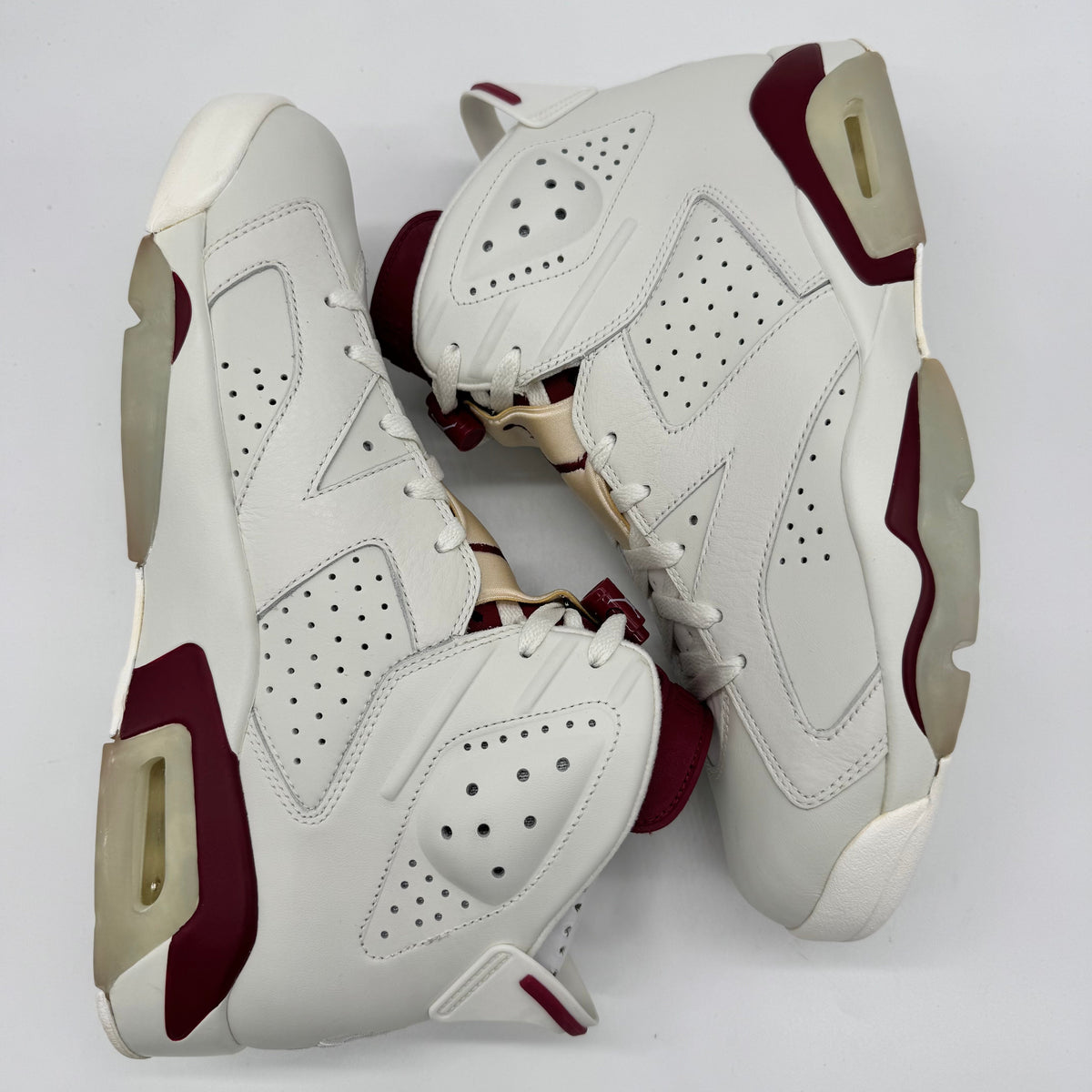 Jordan 6 Maroon (2015)