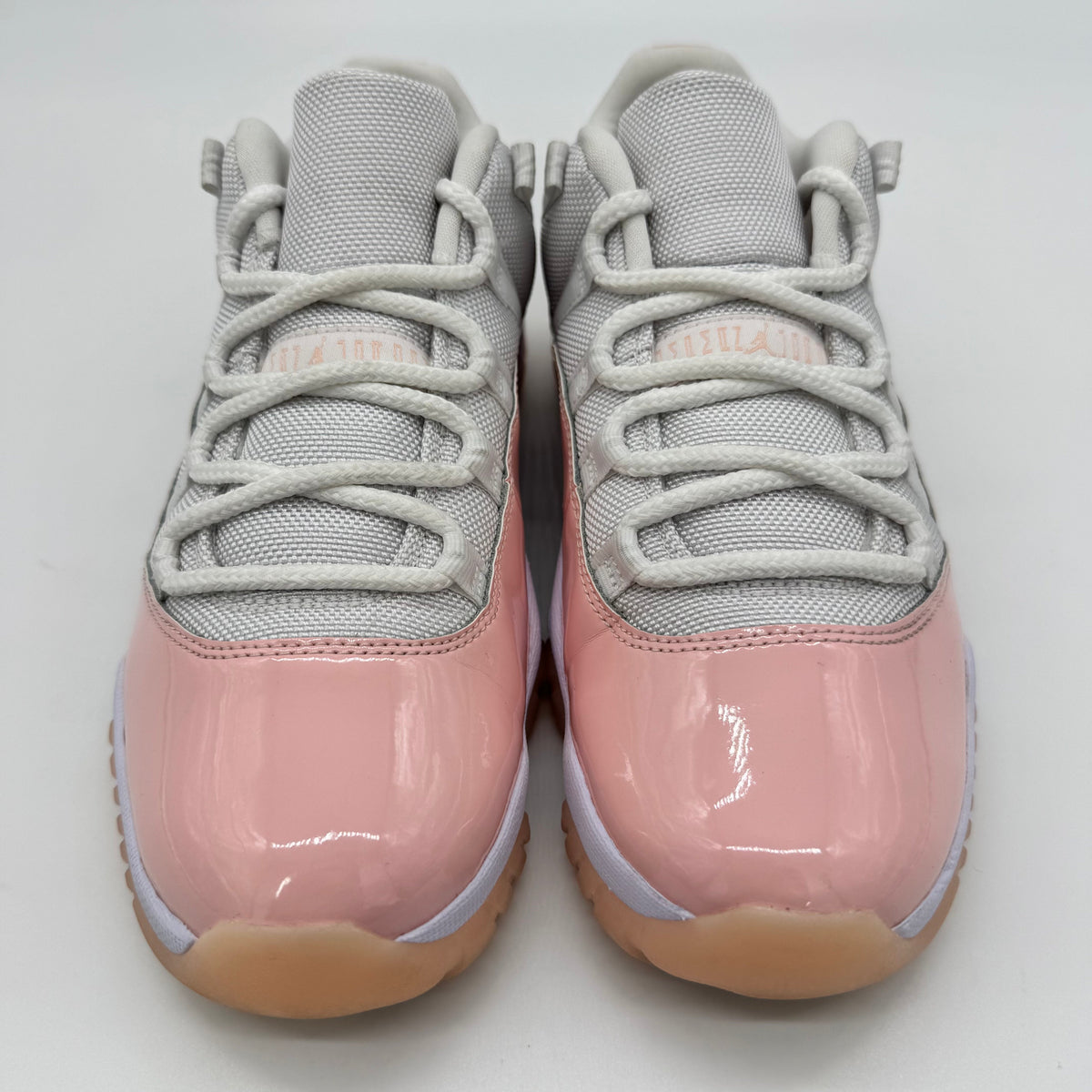 Jordan 11 Low Legend Pink