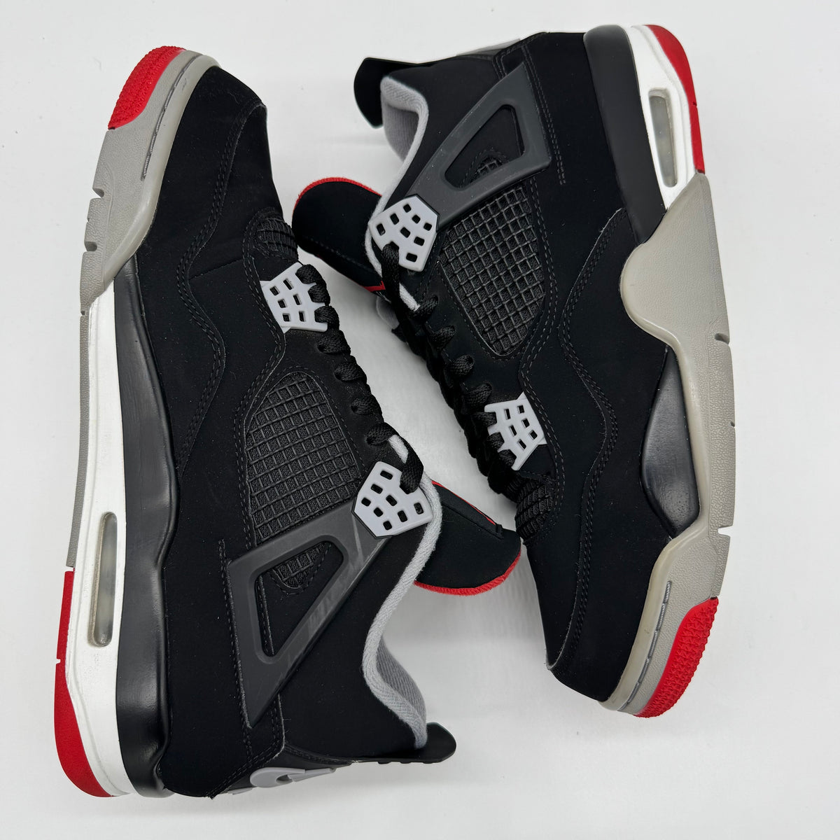 Jordan 4 Bred (2019)