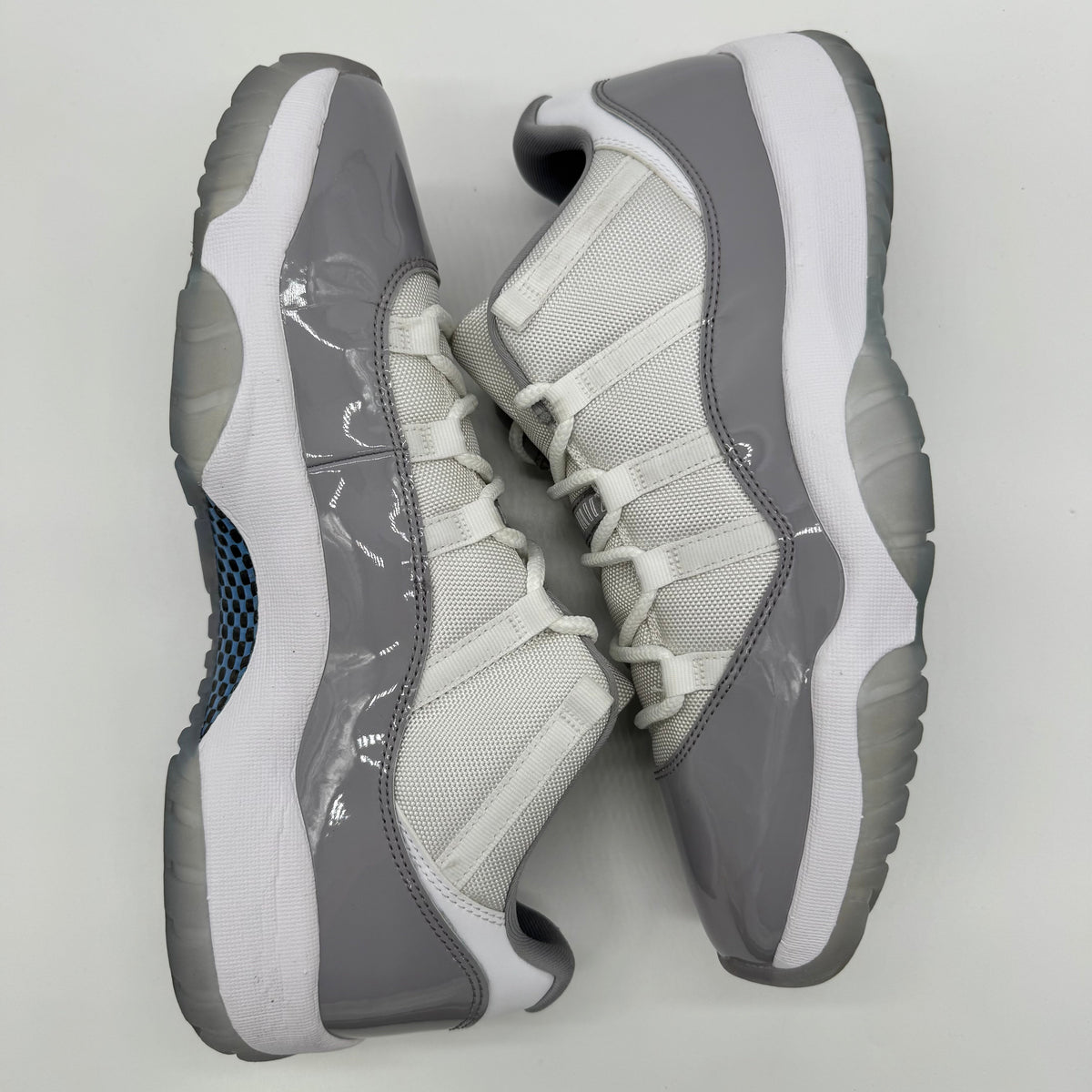 Jordan 11 Low Cement Grey