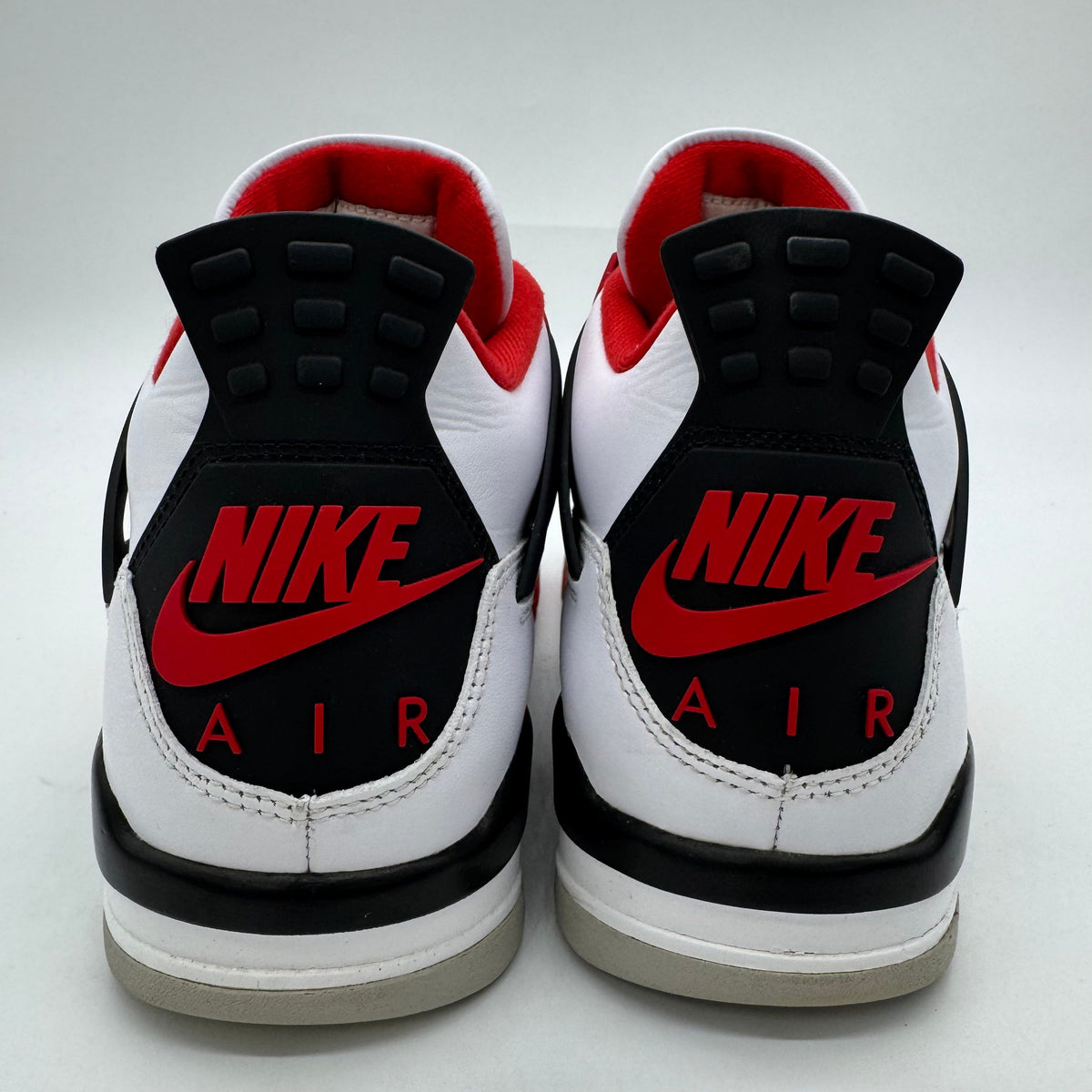 Jordan 4 Fire Red (2020)