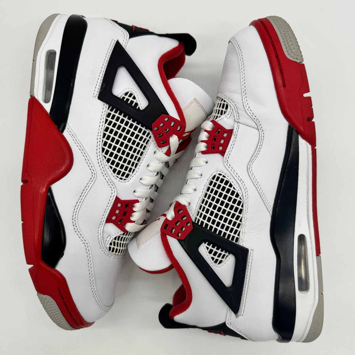 Jordan 4 Fire Red (2020)