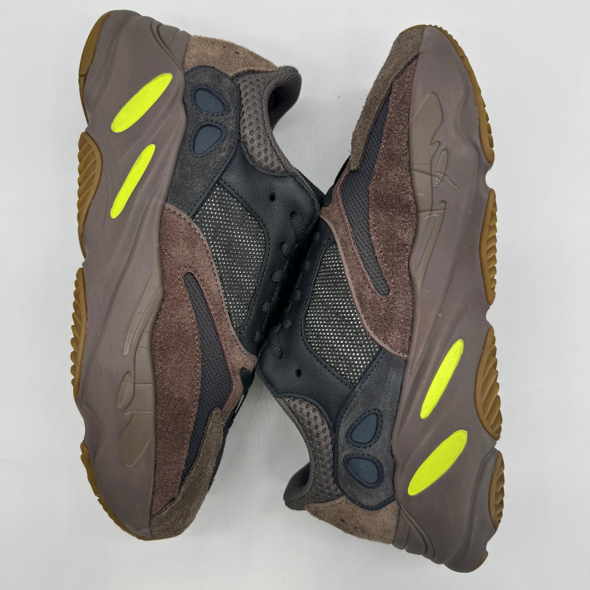 Adidas Yeezy Boost 700 Mauve