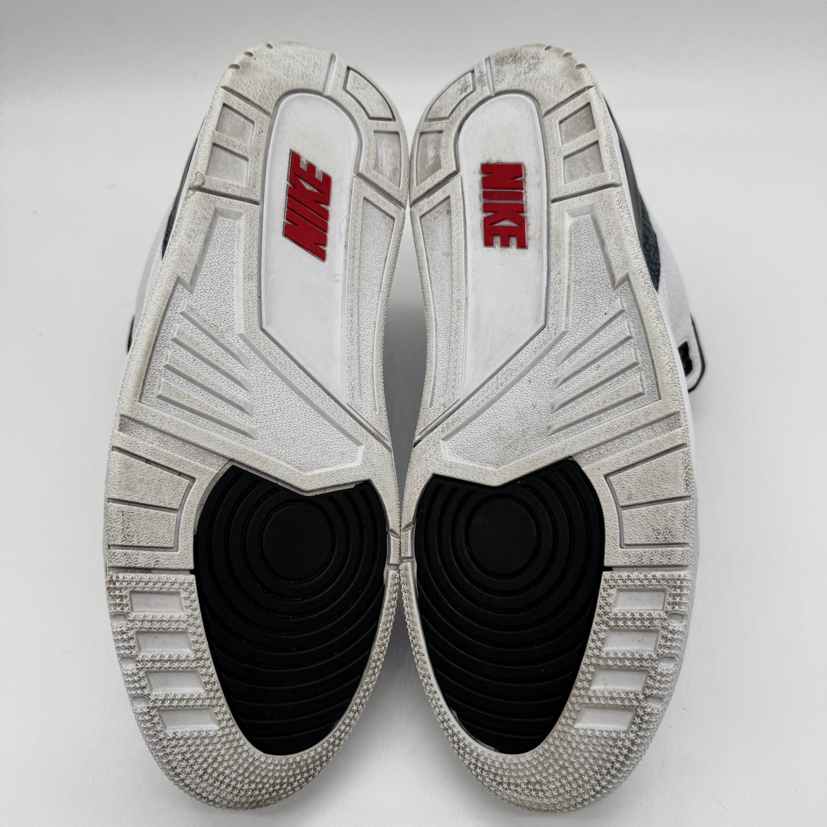 Jordan 3 SE Fire Red Denim (2020)