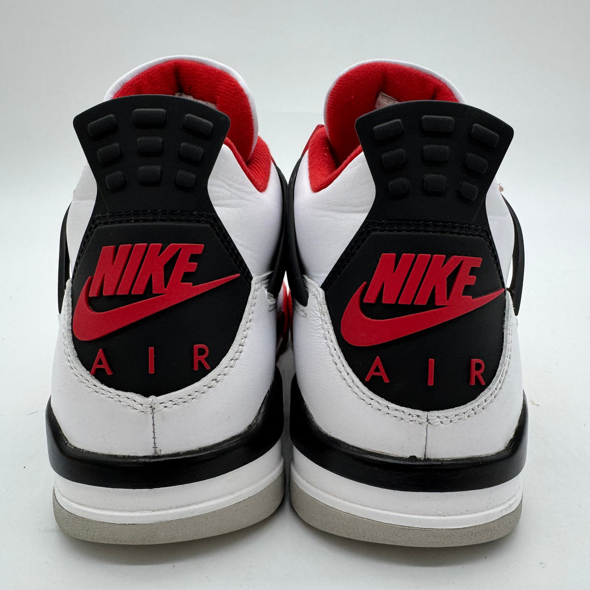 Jordan 4 Fire Red (2020)