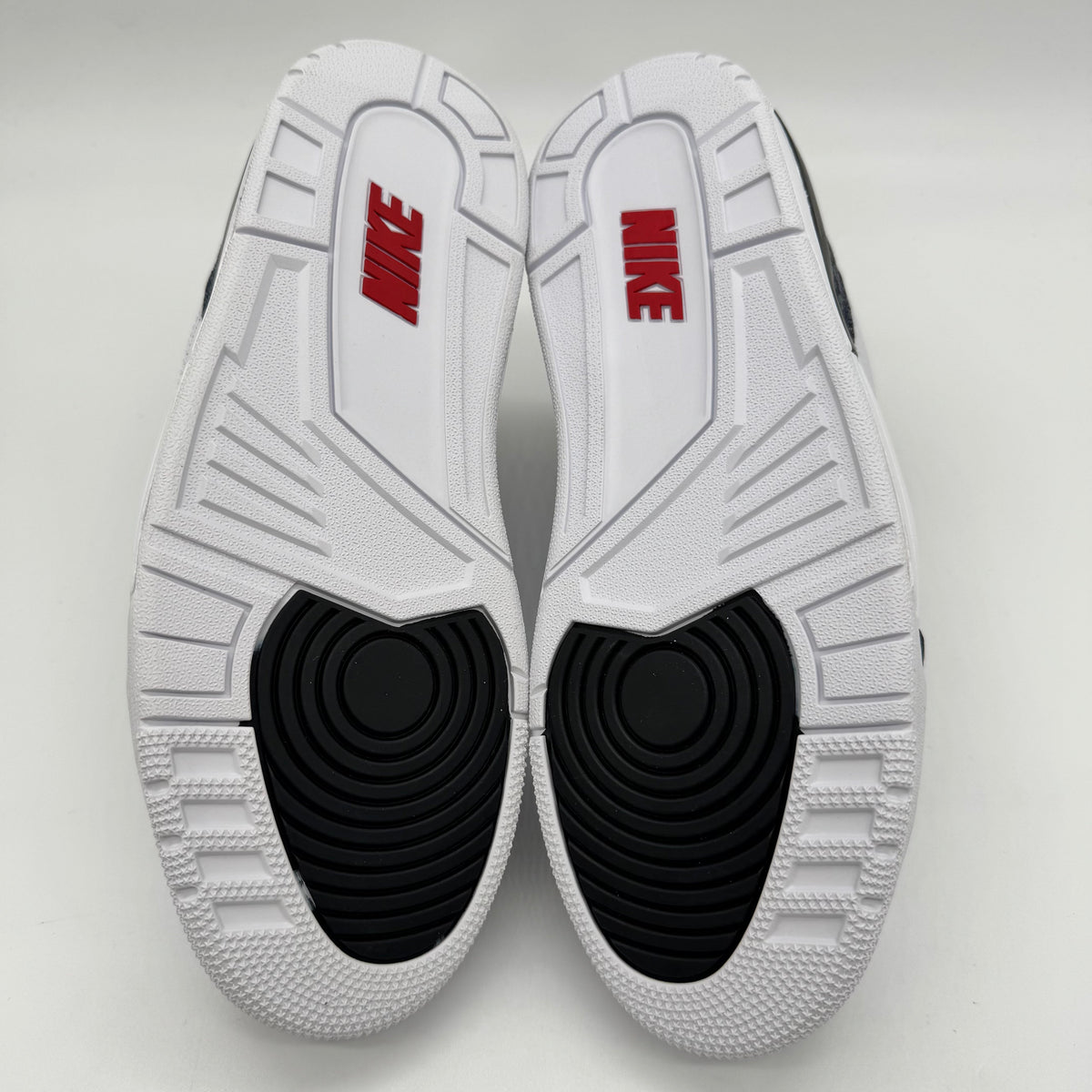 Jordan 3 SE Fire Red Denim (2020)