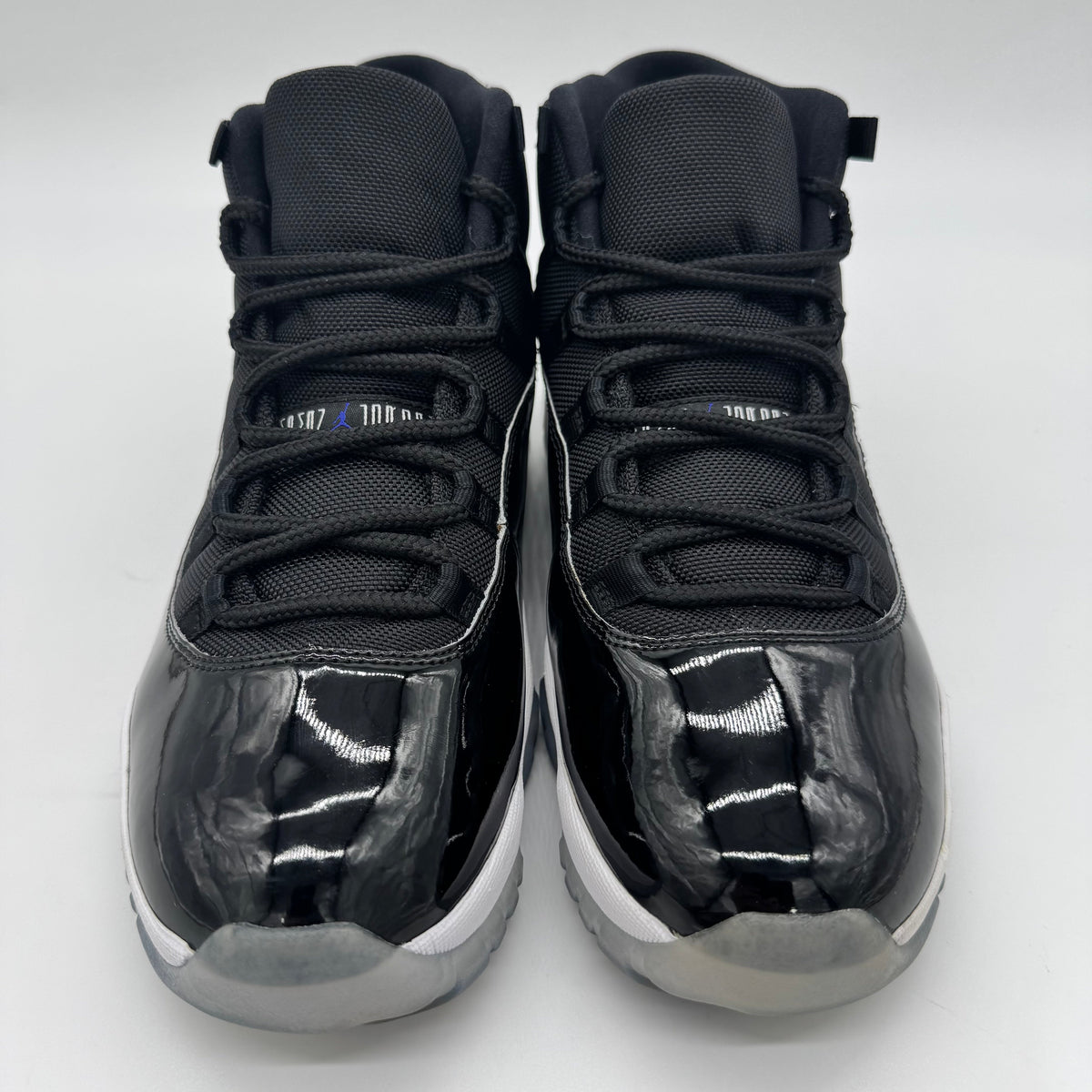 Jordan 11 Space Jam (2016)
