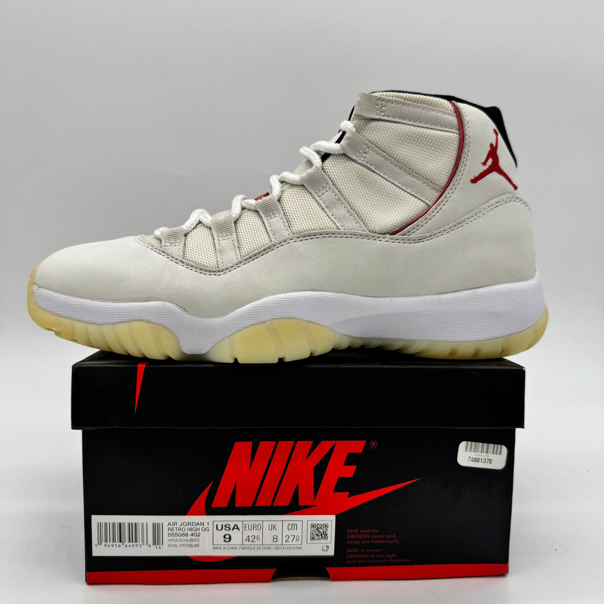 Jordan 11 Platinum Tint