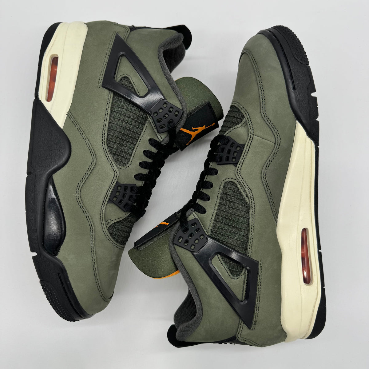 Jordan 4 SP Undefeated (2025)
