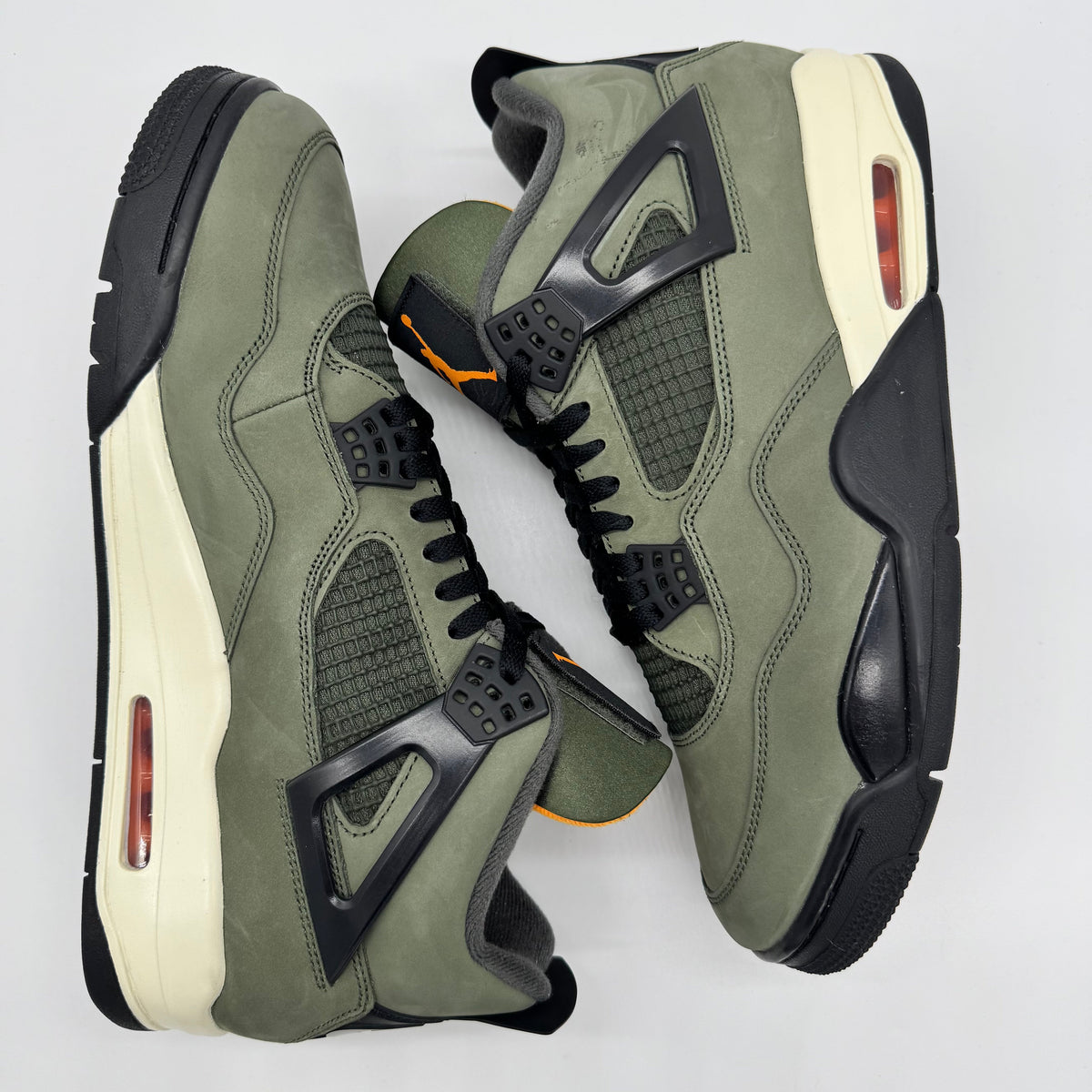 Jordan 4 SP Undefeated (2025)