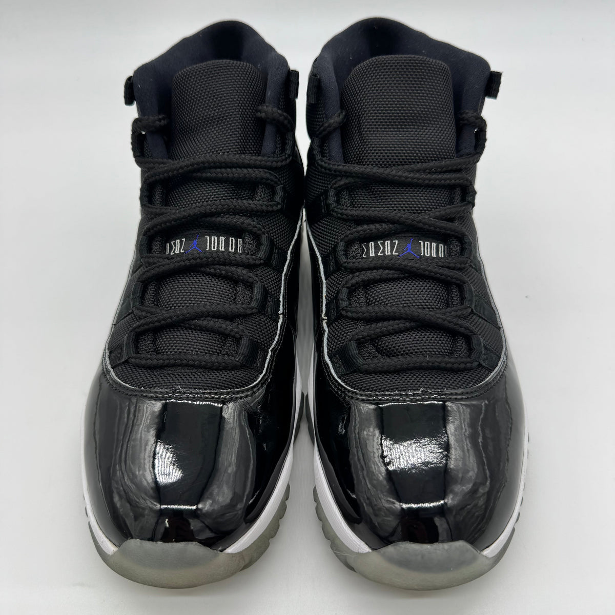 Jordan 11 Space Jam (2016)