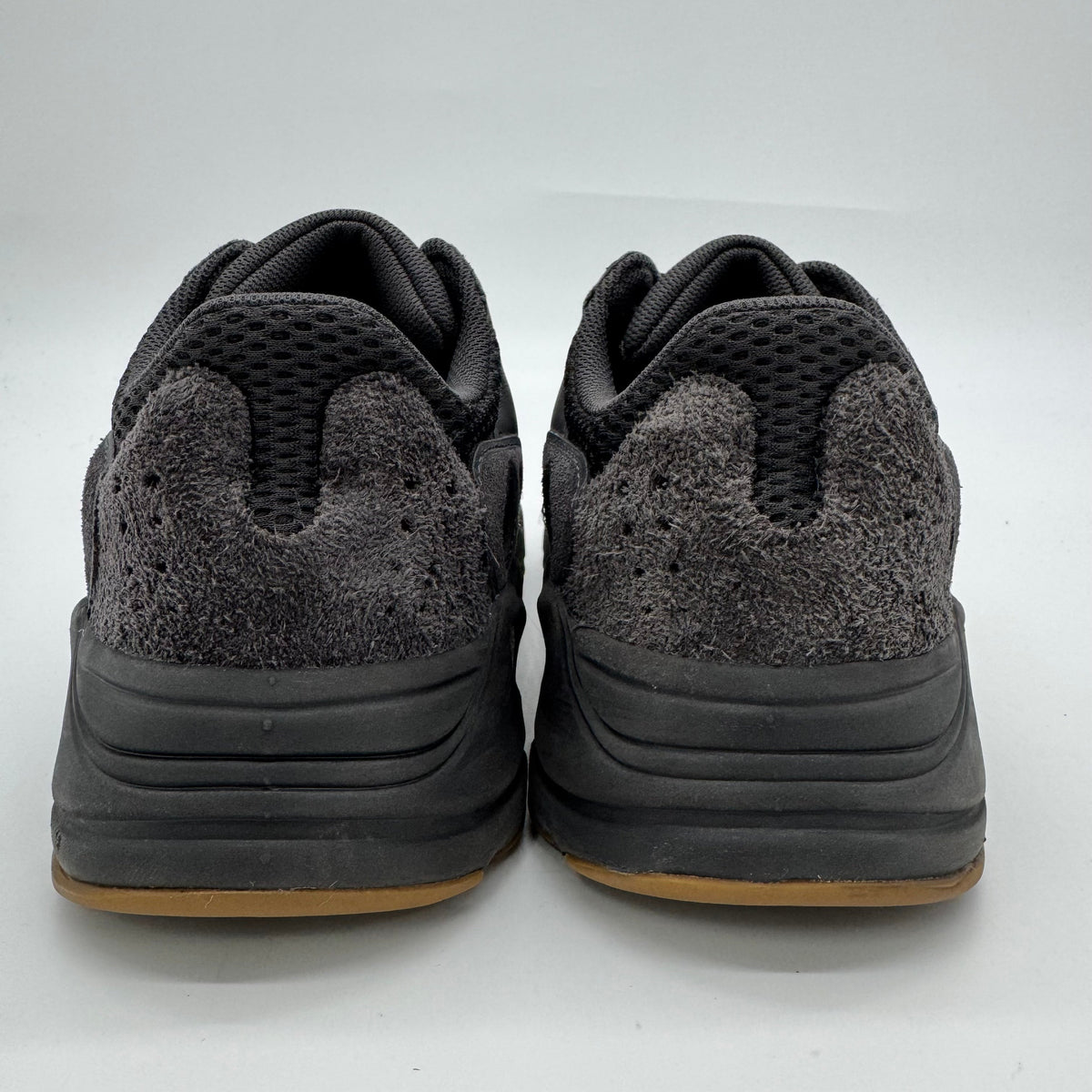 Adidas Yeezy Boost 700 Utility Black