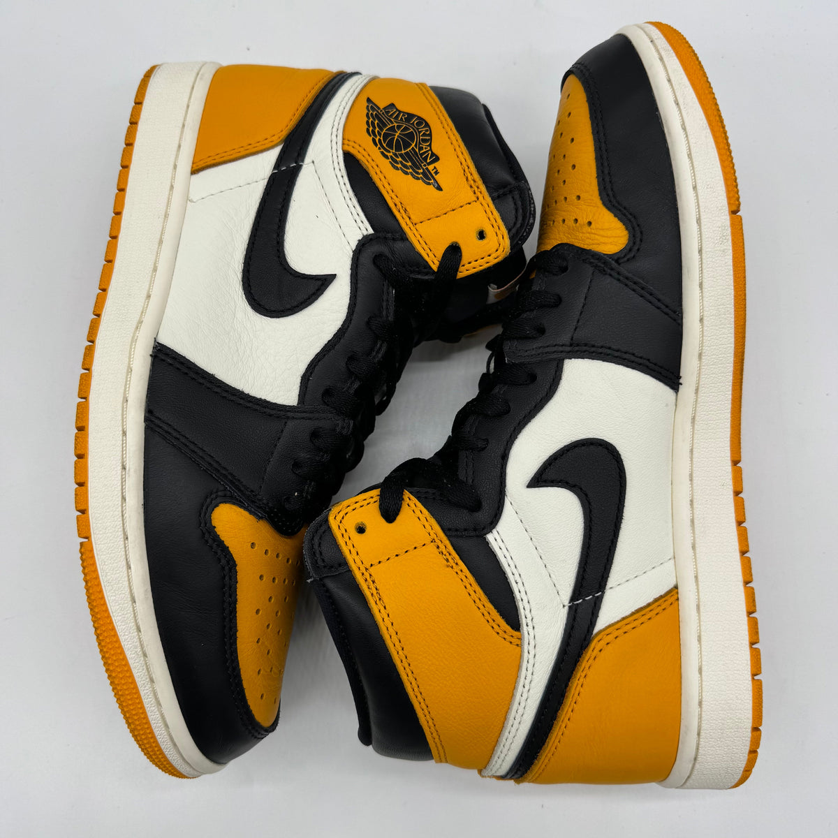Jordan 1 High OG Taxi