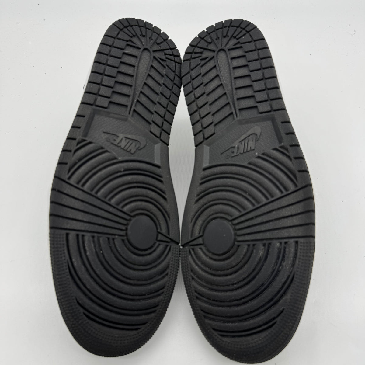 Jordan 1 Low OG Shadow (2024)