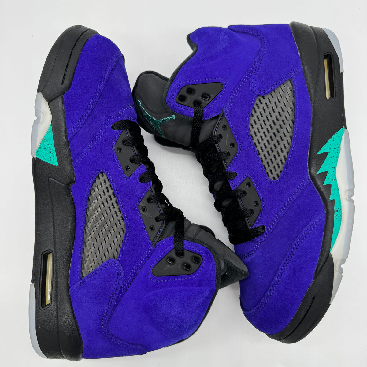 Jordan 5 Alternate Grape