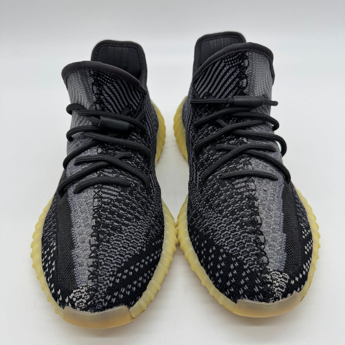 Adidas Yeezy Boost 350 V2 Carbon