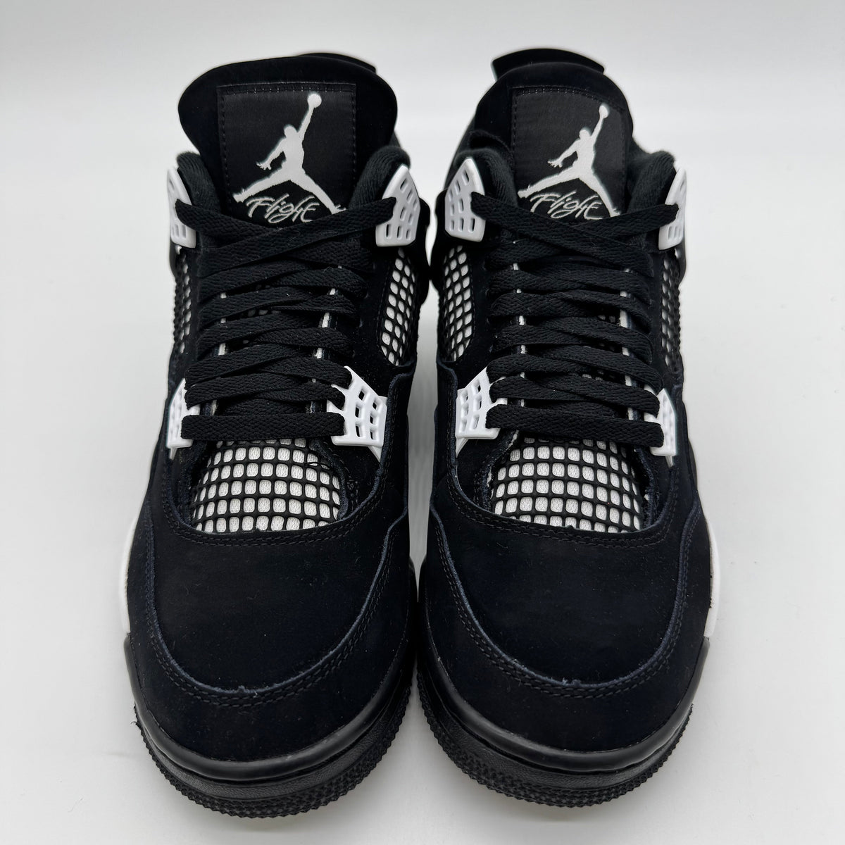 Jordan 4 White Thunder