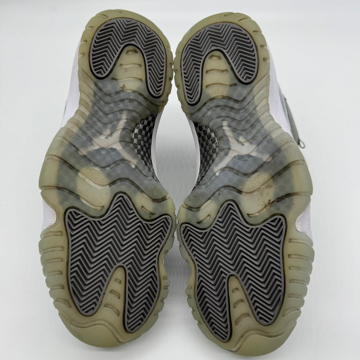 Jordan 11 Cool Grey (2021)