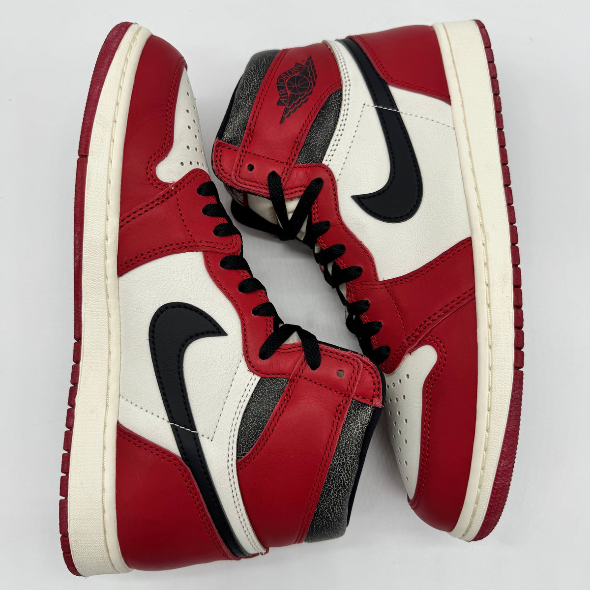 Jordan 1 High OG Chicago Lost and Found