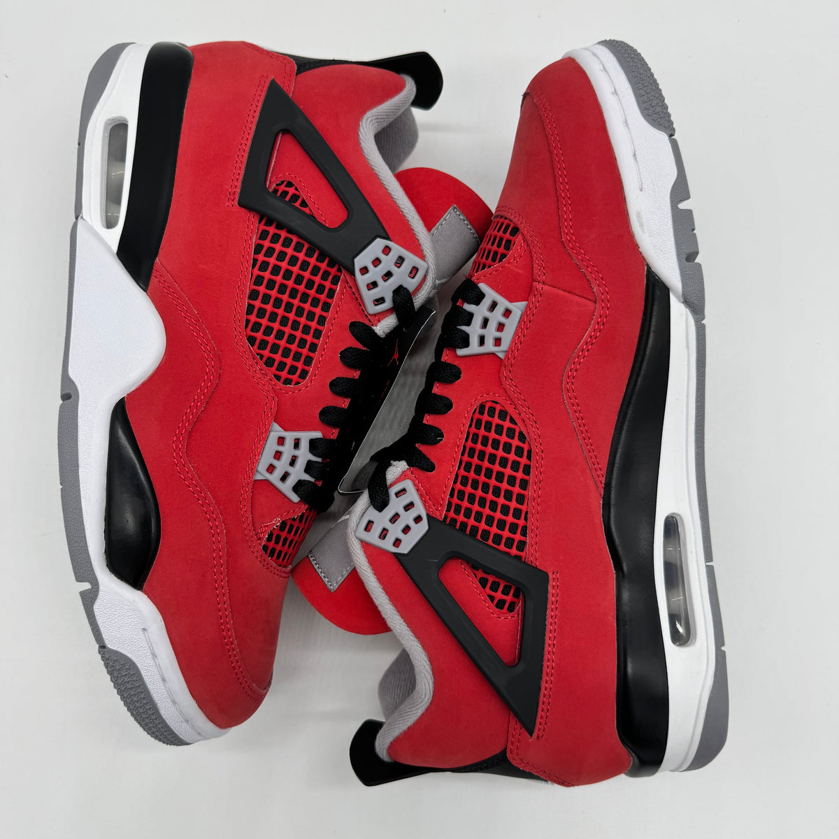 Jordan 4 Toro Bravo