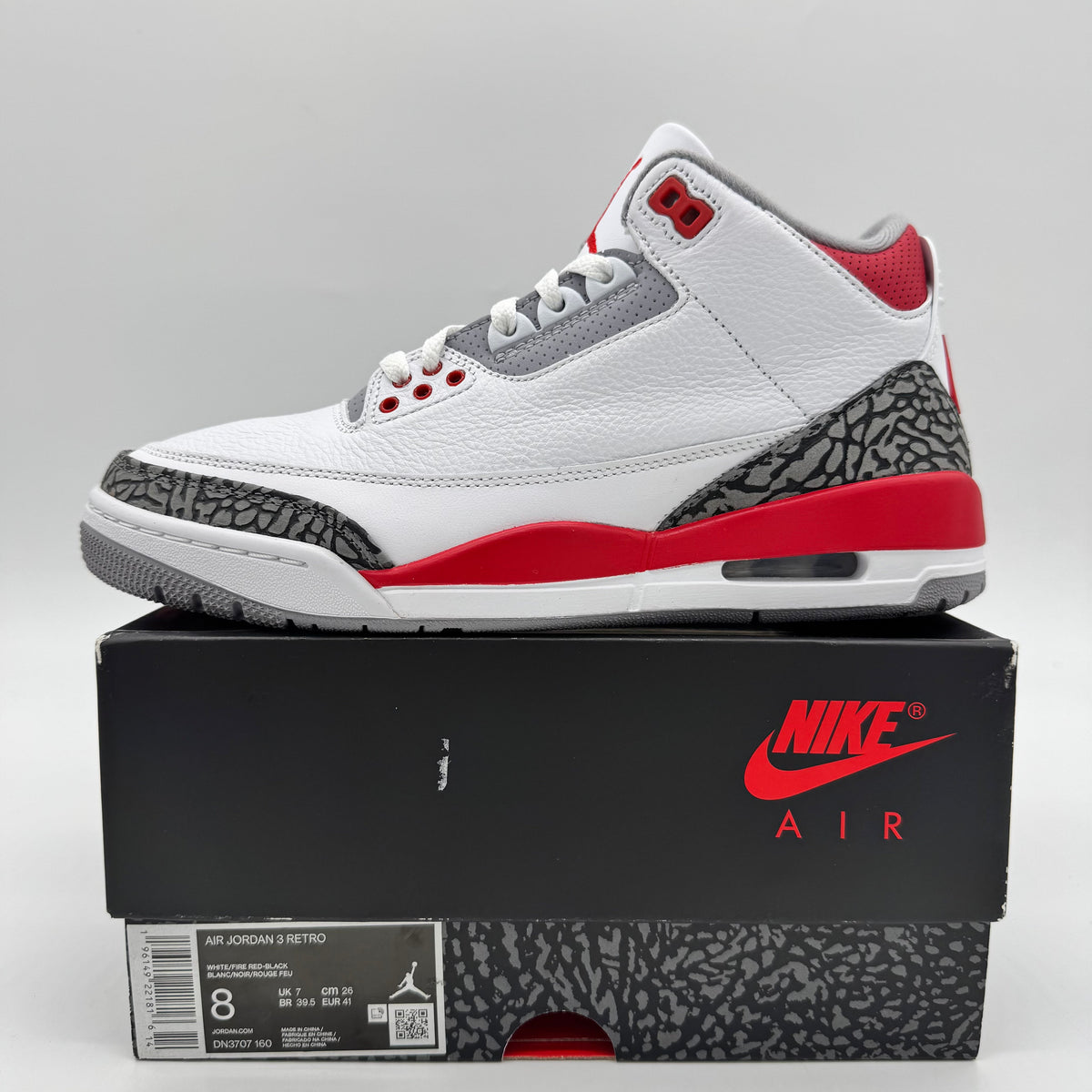 Jordan 3 Fire Red (2022)