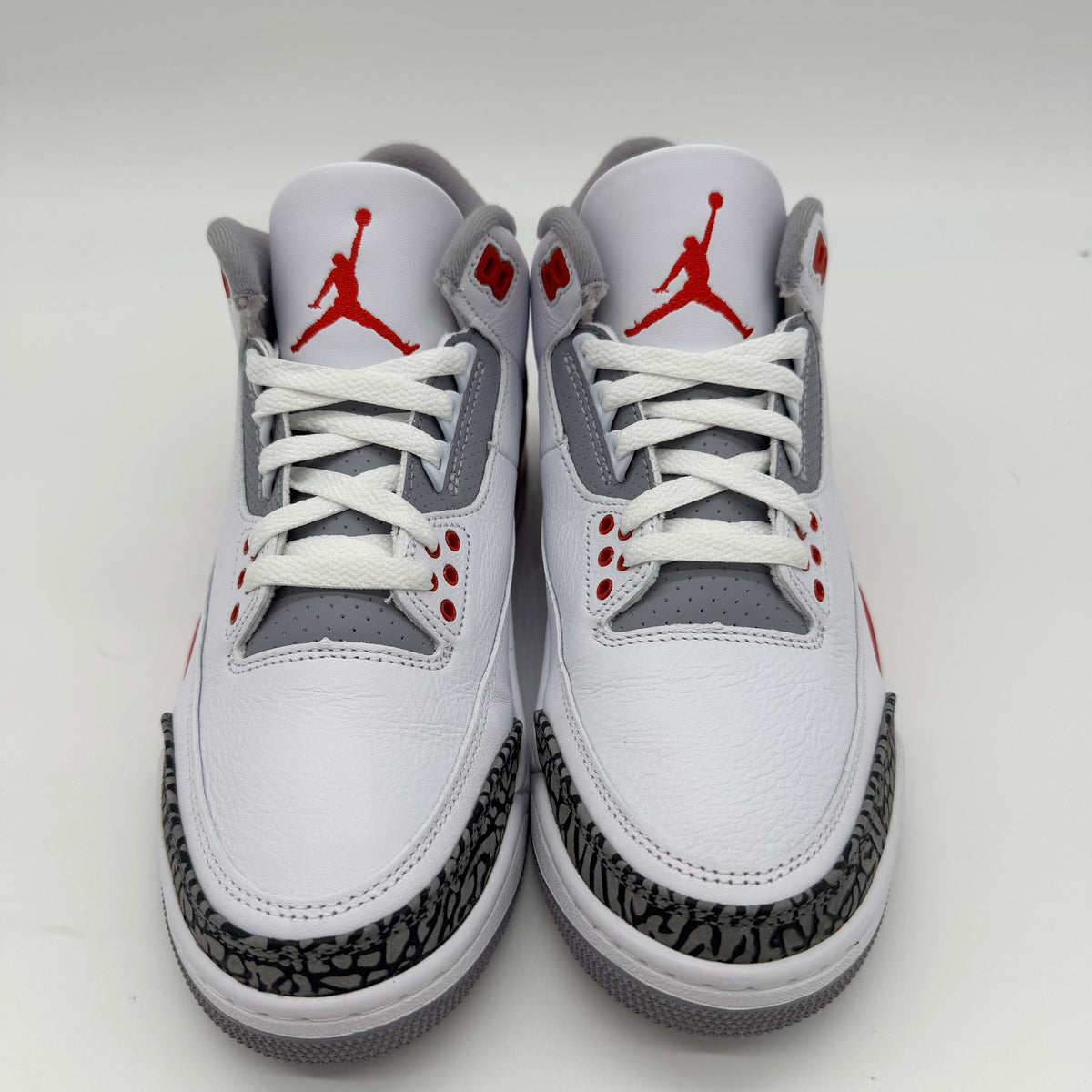 Jordan 3 Fire Red (2022)