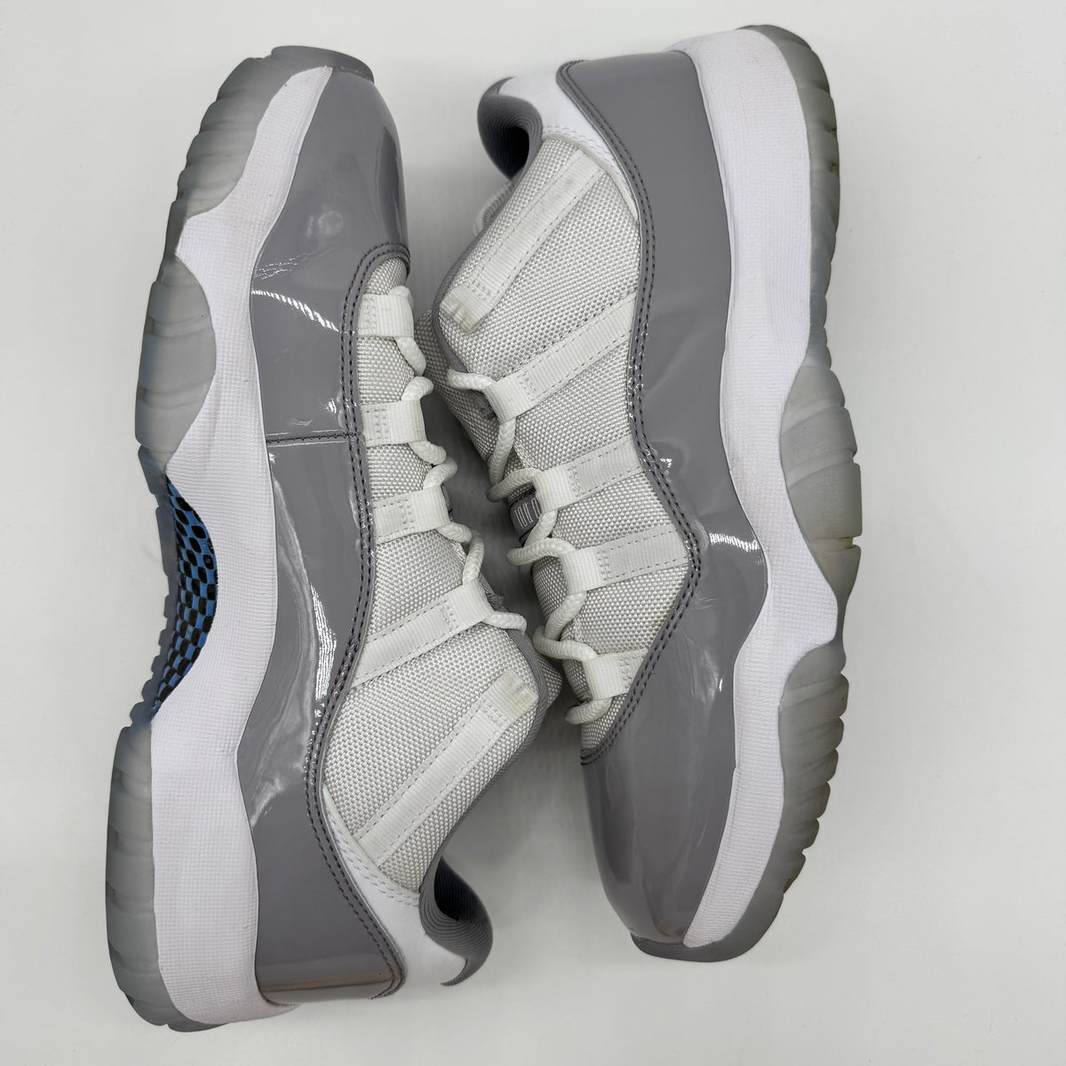 Jordan 11 Low Cement Grey